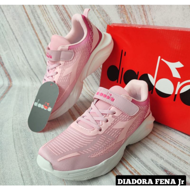 Big Sale Diadora Fena size 35
