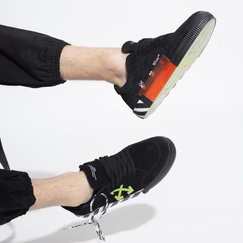 Original Off White Low Vulcanized Sneakers