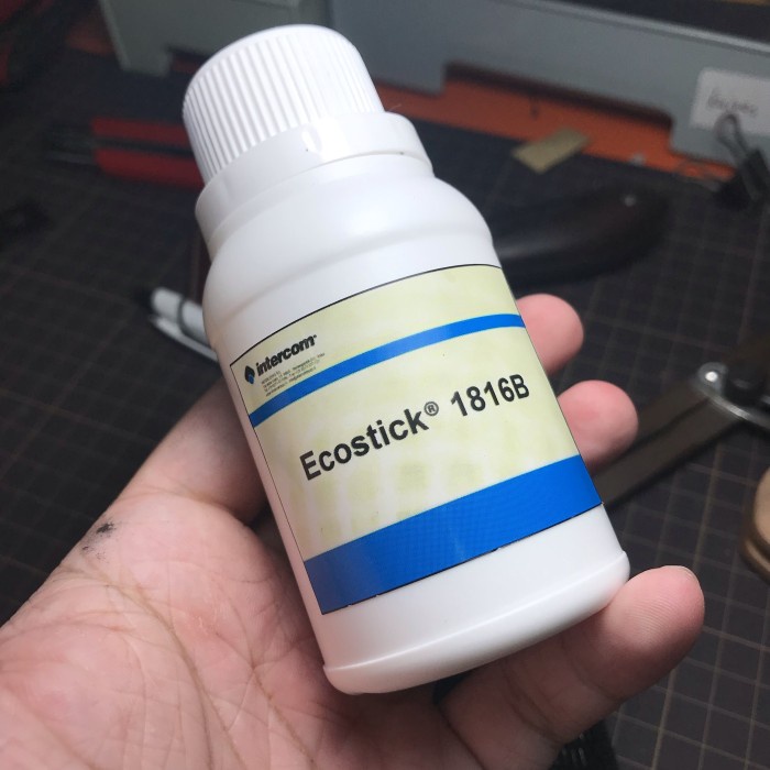 

Terlaris Ecostick 1816B - Water Based Adhesive - Lem Leathercraft