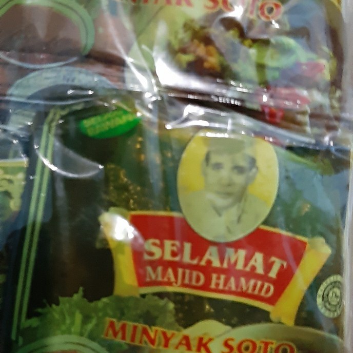 

Bumbu Soto Padang(Minyak) Selamat Majid Hamid