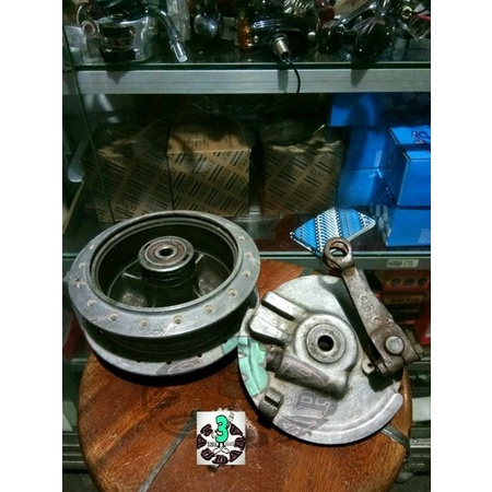 {Bekas} Tromol Depan Honda C70 Plus Tutup Kampas Original Copotan Motor Berkualitas