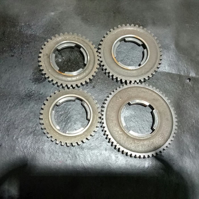 {Bekas} gigi transmisi vespa excel original Limited