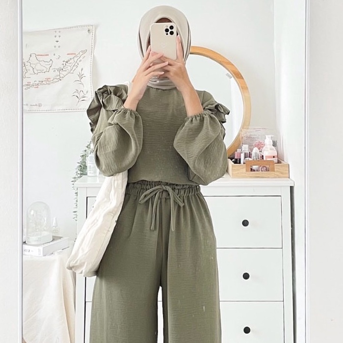 Laris RUBY SET | SETELAN KULOT CREPE | OOTD WANITA MUSLIM TERKINI | SETELAN BLOUSE & CELANA KULOT