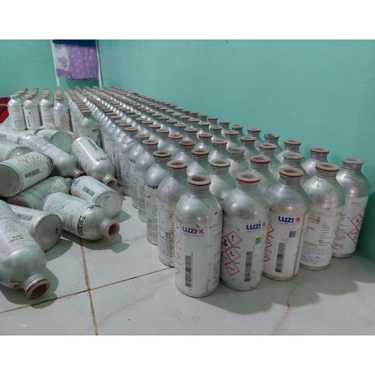➻ botol kaleng bibit parfum bekas luzi 500 ml Harga `)