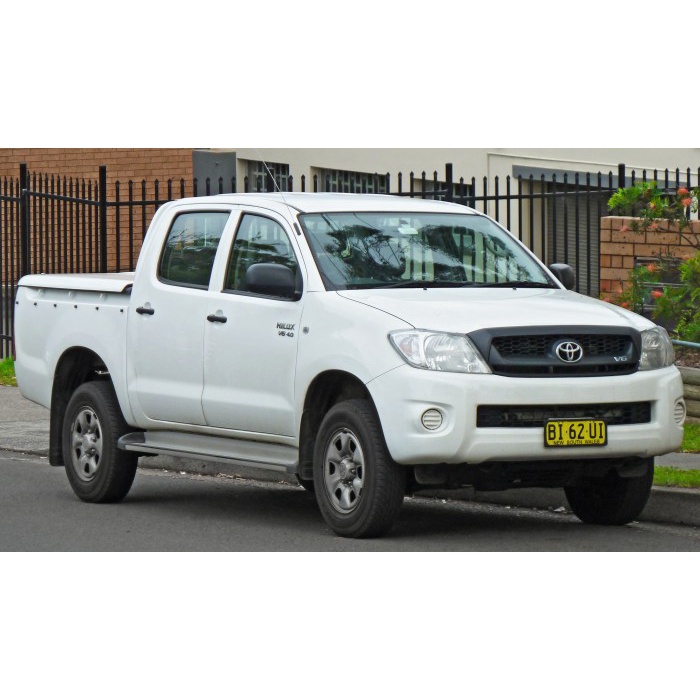 SOCKET LAMPU STOP TOYOTA HILUX 2004-2009 murmer