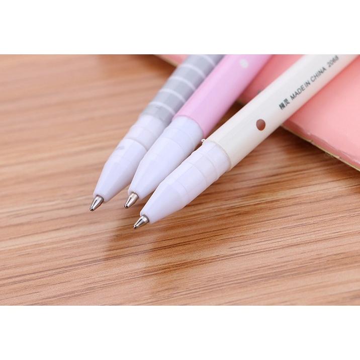 

Terbaik Gannise 4Pcs Pena Standing Pen Pulpen Meja Jerapah Gn-St0141