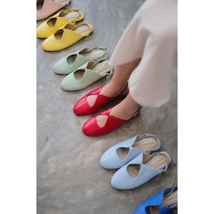 AIKO SERIES - FLAT SHOES - EASTMOUNTSIDE