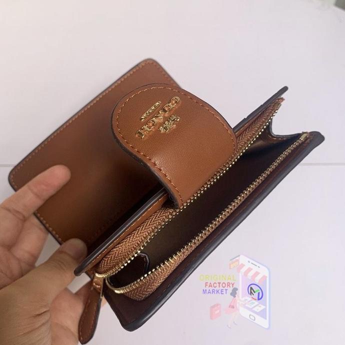 Dompet COACH C0082 Medium Wallet Signature Corner Zip Khaki Brown