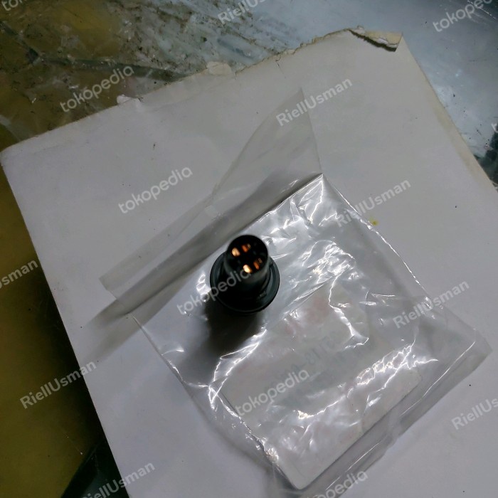 socket lampu Senja Ertiga star