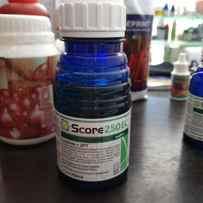 ,,,,,,,] fungisida zpt score 250 ml