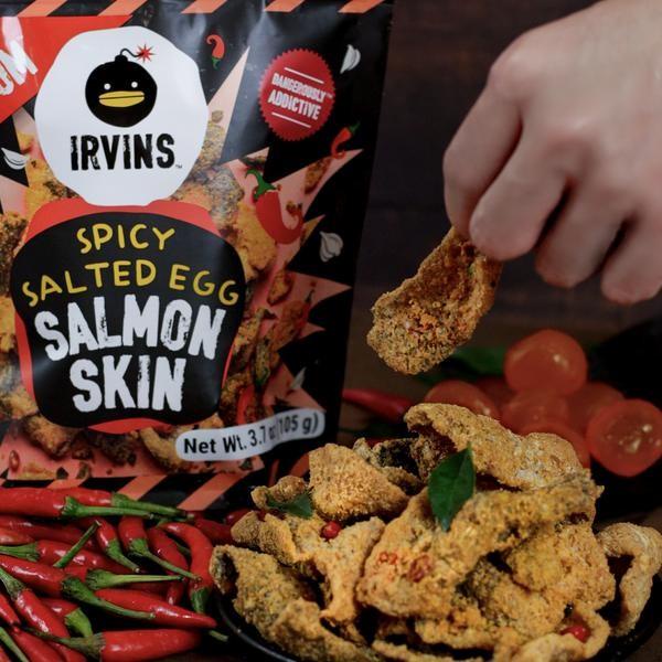 

IRVINS Hot Bomb Salted Egg Salmon Skin 105 Gram (Made in Singapore) Best Seller