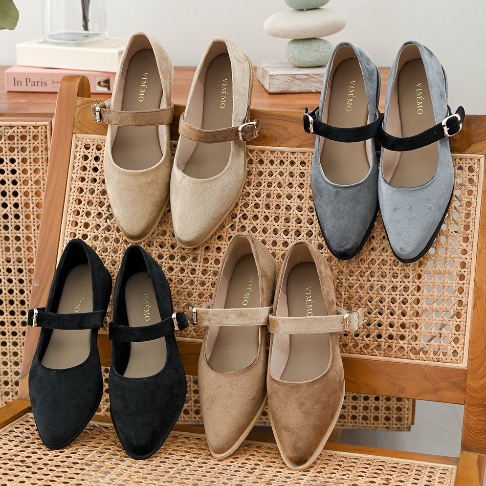 Oke Price.. Pointed Shoes - Daphne by VIMÉMO