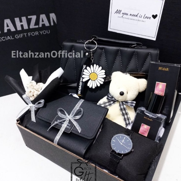 

LFMT6459 XC26619 GIFT BOX TAS DAISY CEWEK PREMIUM HAMPERS CEWEK KADO ULANG TAHUN BIRTHDAY WISUDA