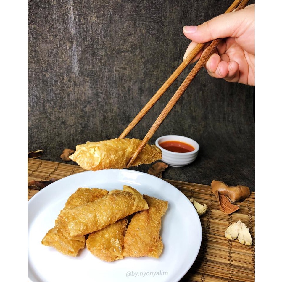 

↑❂❉ LUMPIA KULIT TAHU BY.NYONYA LIM - 100% HALAL Stok Banyak