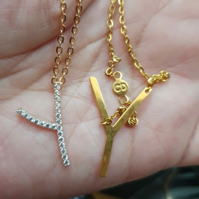 ✨Sale Kalung Ubs Huruf Inisial Y Mata Putih Carendelano Emas Asli 375 Limited