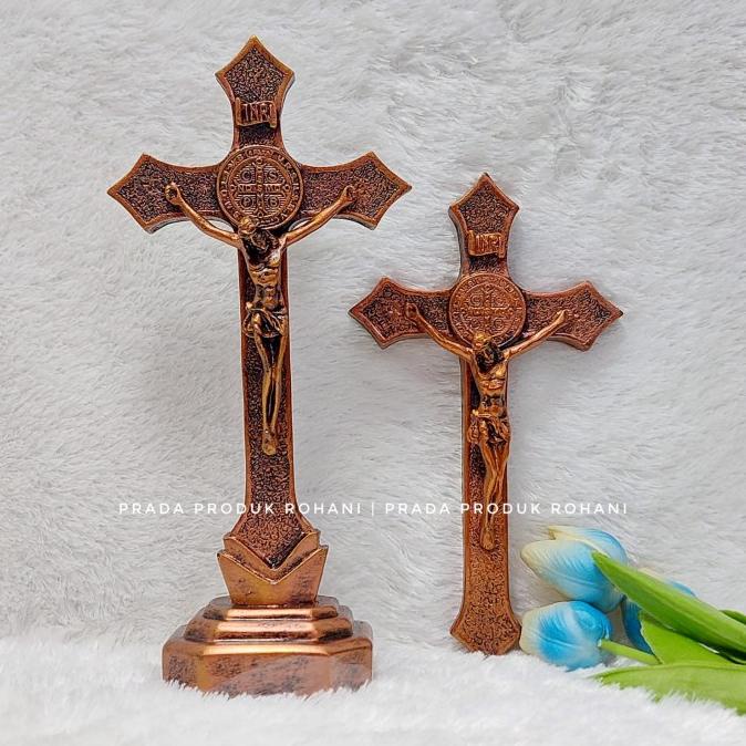 Salib Benediktus tembaga - Salib Duduk Katolik - Salib Gantung
