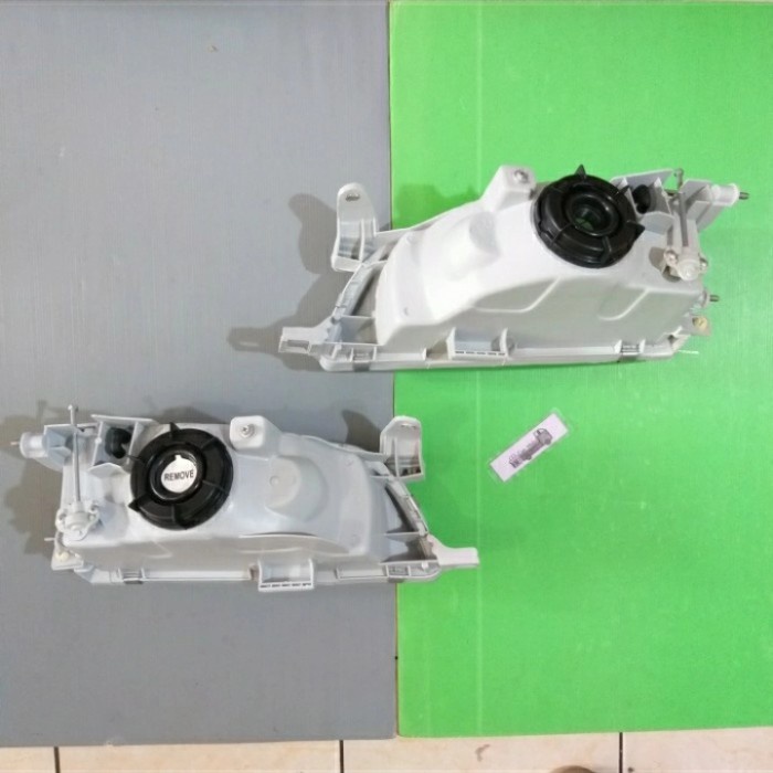 Lampu depan headlamp Great Corolla Merek Depo populer