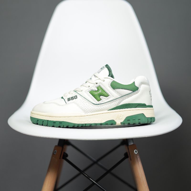 SEPATU NB 550 X ALD WHITE GREEN