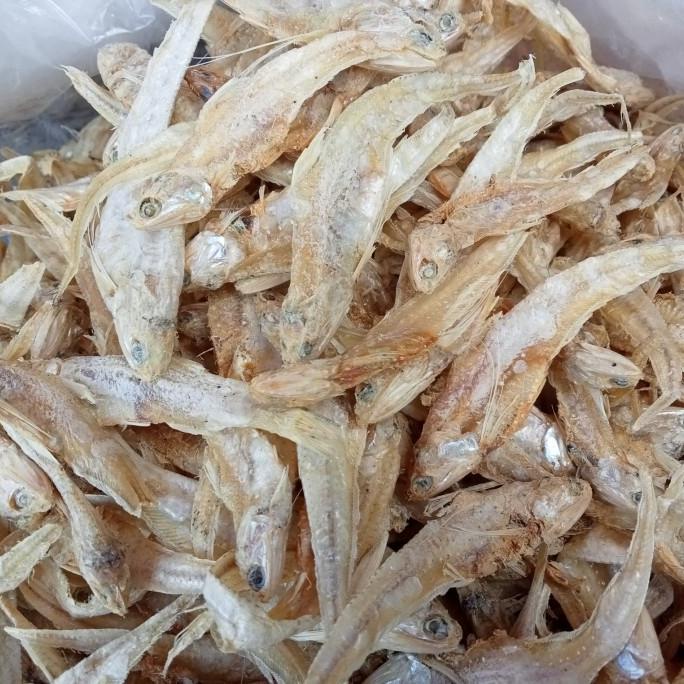 

ikan asin bulu ayam 250g Pku