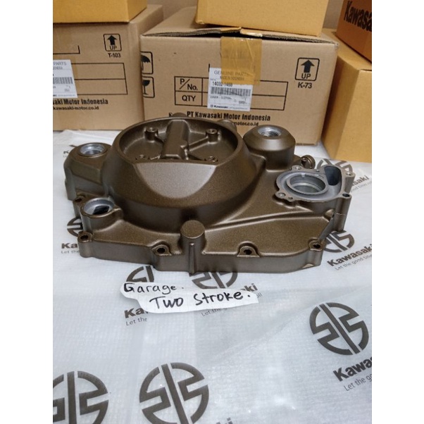 TUTUP MESIN BAK KOPLING NINJA RR OLD CBU ZX RR NEW KAWASAKI NINJA PART 14032-1468