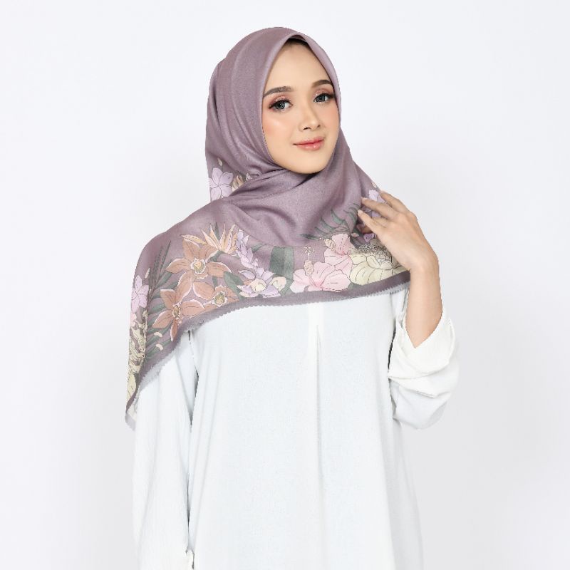 UJMA HIJAB - Hijab Segi empat Motif Nasywa Peach Series Terbaru