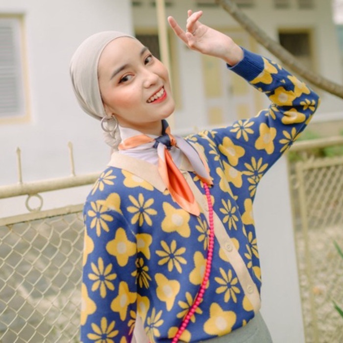 Sweater Cardigan Mouna Kardigan Rajut Korea Motif Bunga Premium