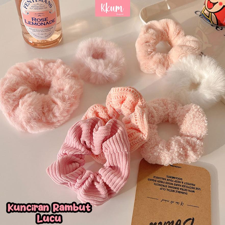 Scrunchie korea aesthetic cute/ Kunciran rambut import bulu