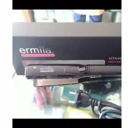 catok Ermila 2in1 ionic ozonic plat Titanium lebar 2 jari