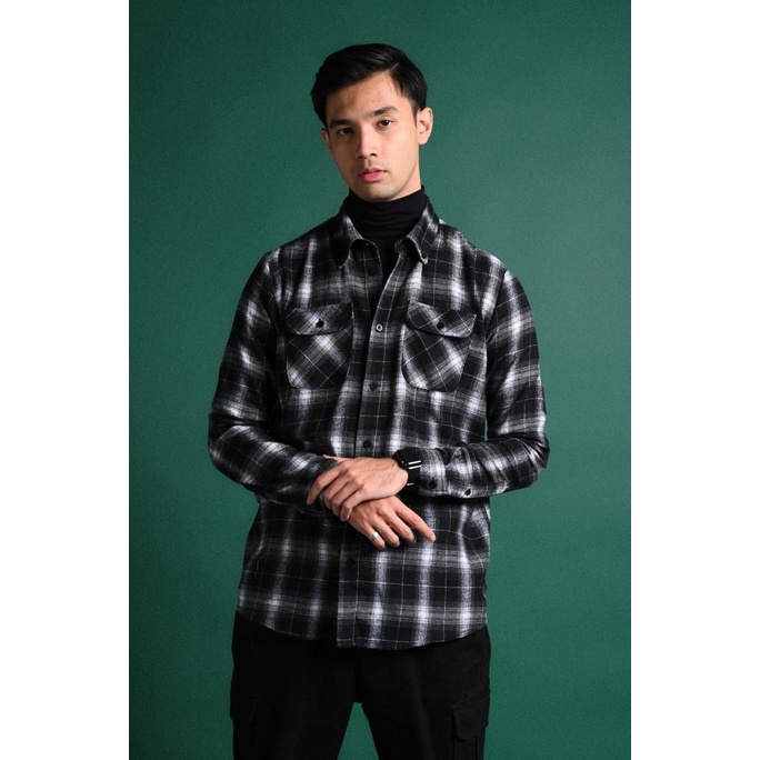 Kemeja Prepp Studio Ultimate Double Pocket Flannel Black White Stok Terbatas