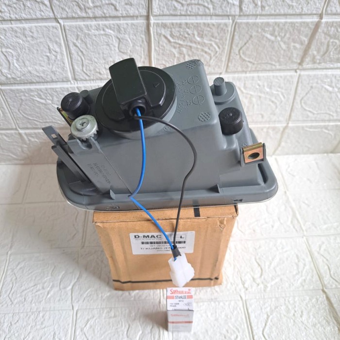 Cod - Foglamp Kijang Efi Lgx 2000 2001 2002 Lampu Bemper Kabut Kiri Senja Kode 086