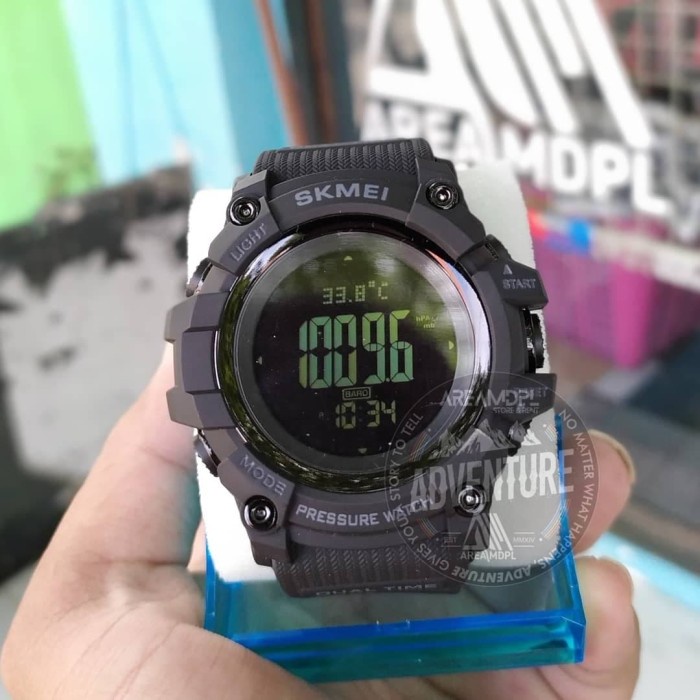 Jam Outdoor Altimeter Barometer Compass Pedometer Promo Terbaru Kompas