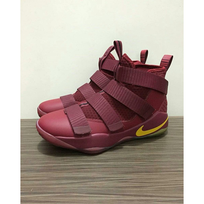 ✨New Lebron Soldier 10 Christ The King Diskon