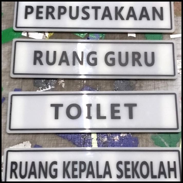 

DISKON AKRILIK STICKER 20X7