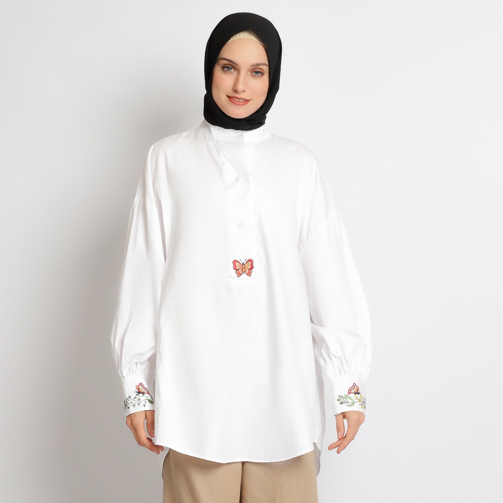 STYLISH MODERN KLA Itang Yunasz Blouse Anneliese White