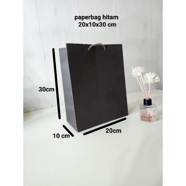 

paperbag hitam 20x10x30