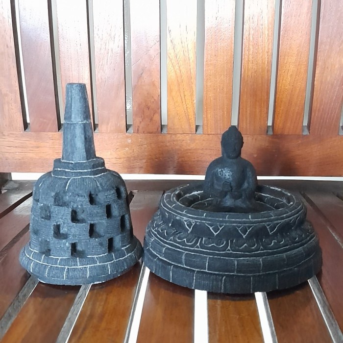 Pajangan Miniatur Stupa Candi batu Borobudur - Patung Budha 13 cm