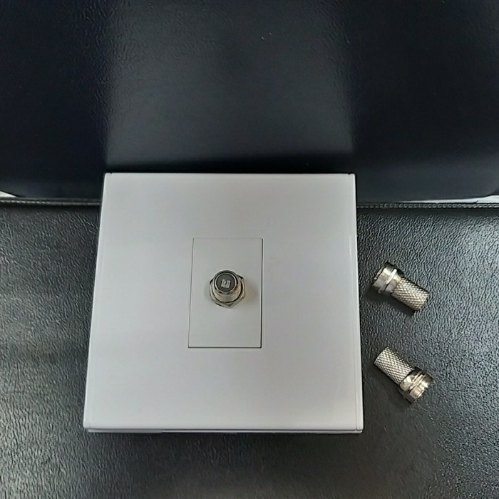 Disc faseplate soket outlet stop kontak panel TV kabel