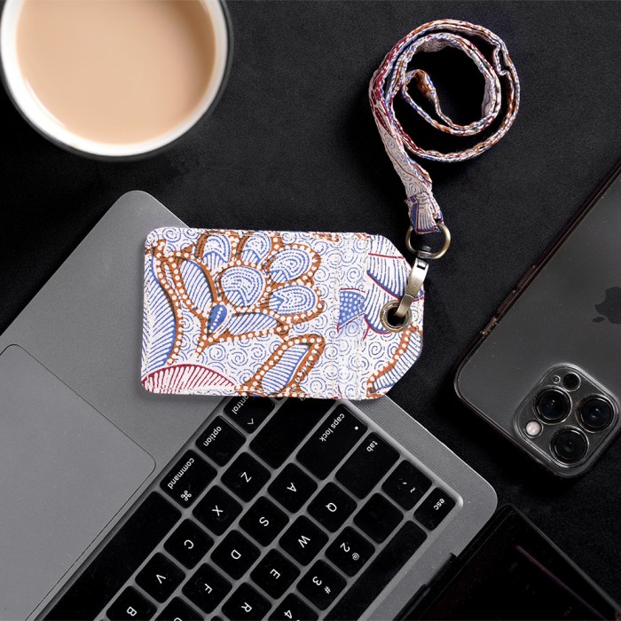 

Nona Rara - Lanyard Tribusono A0031 - Lanyard Batik Promo Terbaru