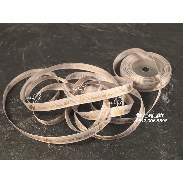 

Pita Idul Fitri -GrossGrain- Abu Abu ; Lebar 1.2cm ;Panjang 20 yard