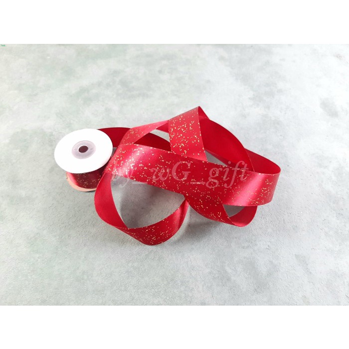

Pita Merah - Motif Gold; Lebar 3.8 cm Panjang 10 Yard