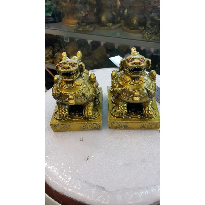 Patung pixiu sepasang