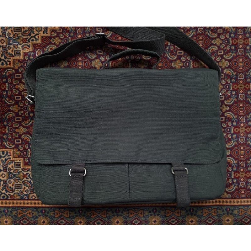 IKEA Tas Selempang Messenger Laptop Buku Besar  Dromsack Drömsäck 14 L liter PRELOVED