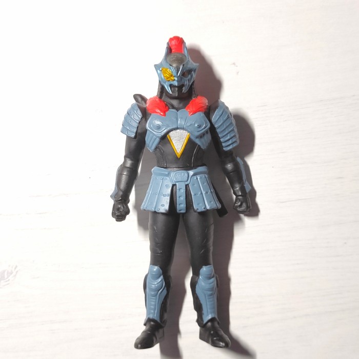 ultraman kaiju zamsher ultra monster 500 spark doll bandai original telorayampuyuh