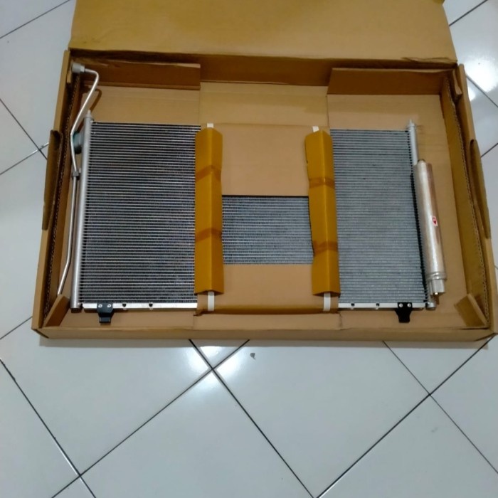 kondensor condensor radiator AC Nissan Serena c24 c 24 star