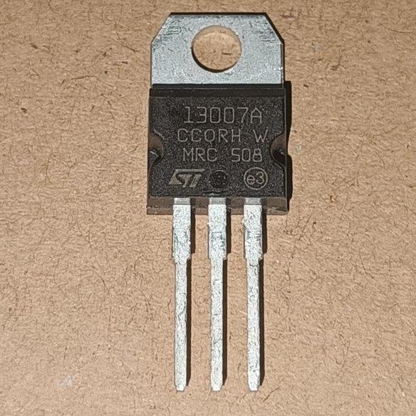 TR MJE13007 MJE13007A  E13007 MJE 13007 E ST13007A A E13007A 13007A ST A Transistor