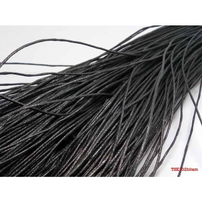 

TERLARIS - VEE 70 METER TALI SEMI KULIT 1.5 MM BAHAN KERAJINAN KALUNG GELANG