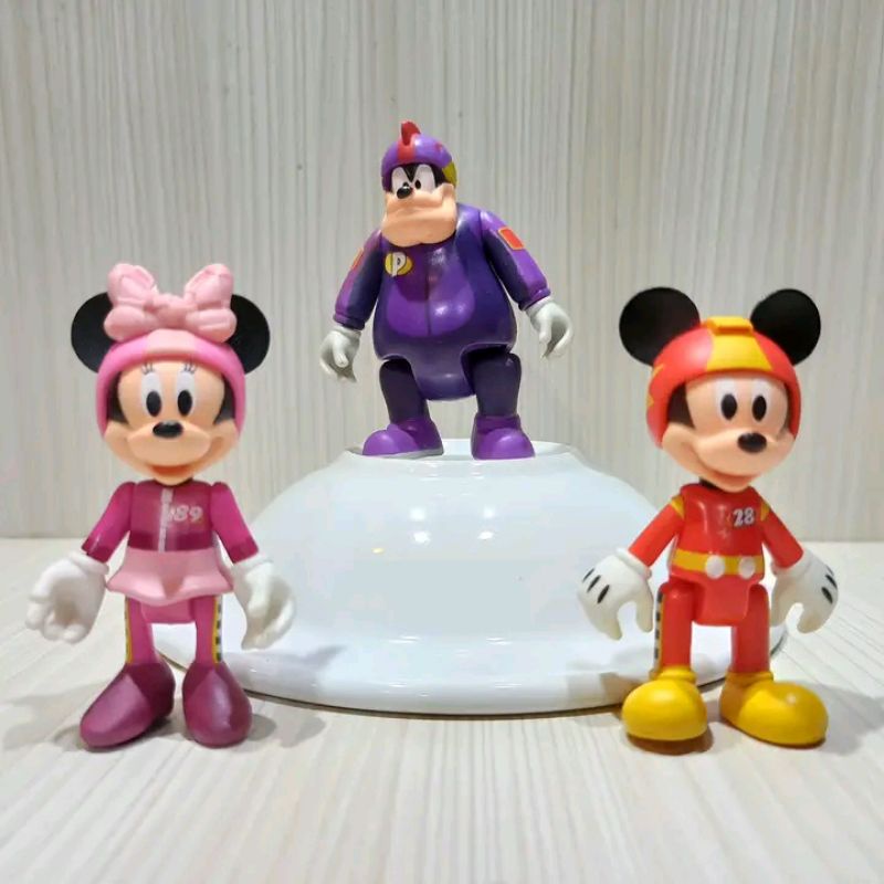 mainan static figureMickey Minnie and the Roadster Racers 182837 Mickey & Friends Transformable Toro