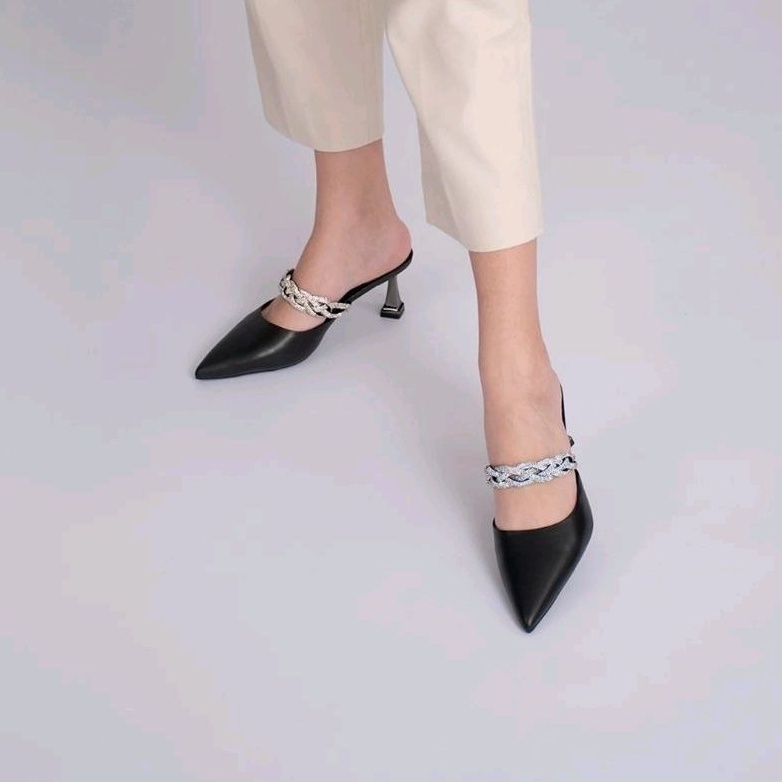 Ohana Mules Black