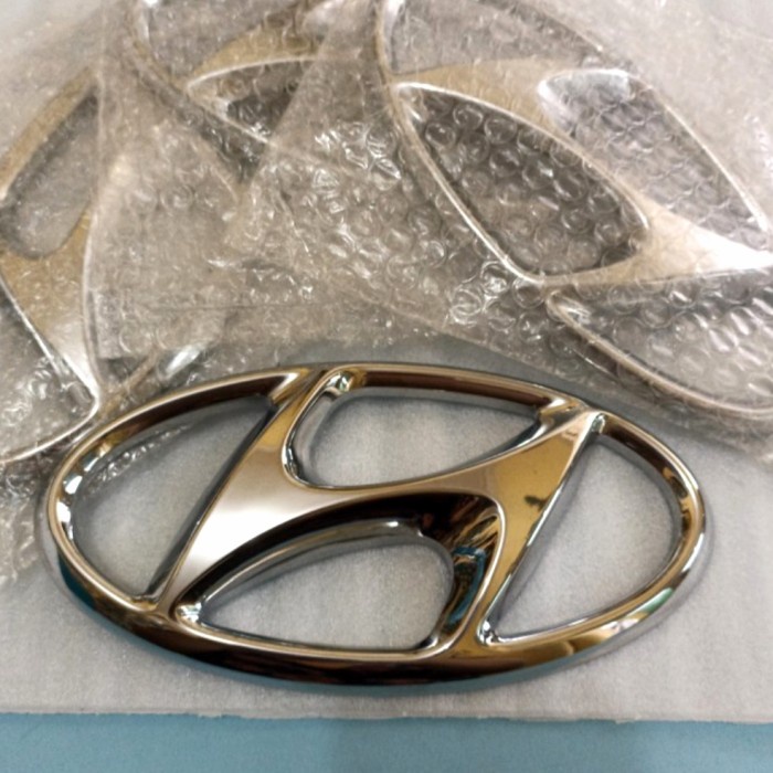 Cod Emblem Logo Depan Hyundai Tucson Chrome Original Kode Ema153