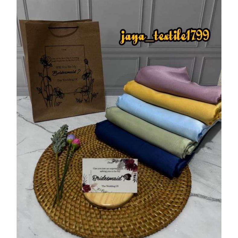 

Model Baru { PAPER BAG DAN CARD } Paket Seragaman Bridesmaid/ Baju Nikah/ Baju Bridesmaid ..